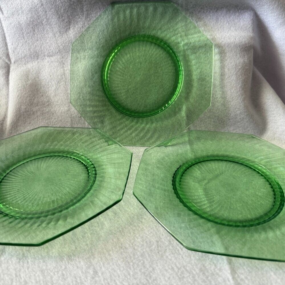 Vintage Green Depression‎ Glass Octagon Plates Set of 3/7.25"